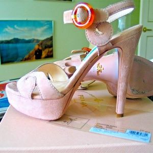 $899 NWB PRADA MILANO CAMOSCIO SUEDE LEATHER 37,5